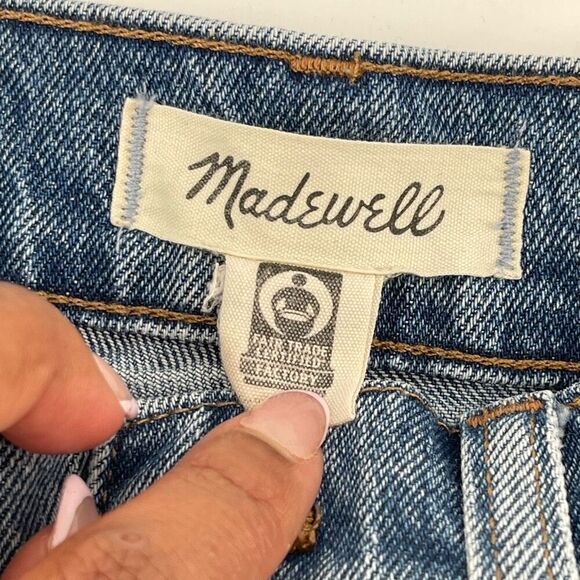 Madewell The Perfect Jean Short in Balsam Wash: Tencel Denim Edition Size 27 - Picture 10 of 13